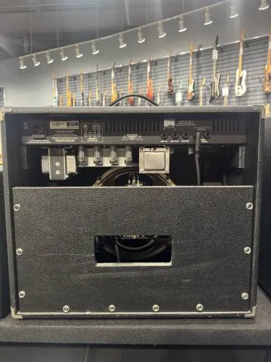 Traynor YGL2 3-W Combo Amp 2